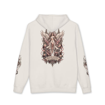 Heaven Knows My Strength Women's Hoodie – kledingmockup 5